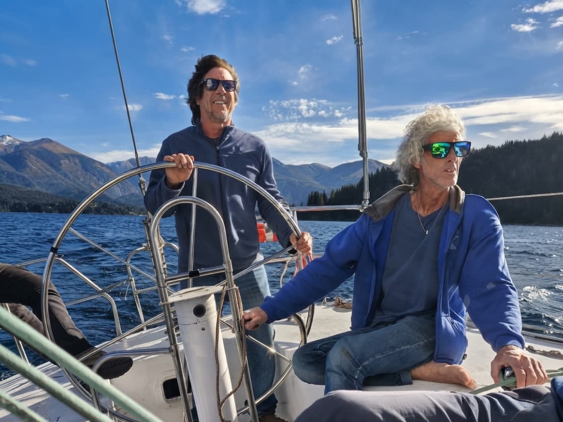 Velero por el Lago Nahuel Huapi